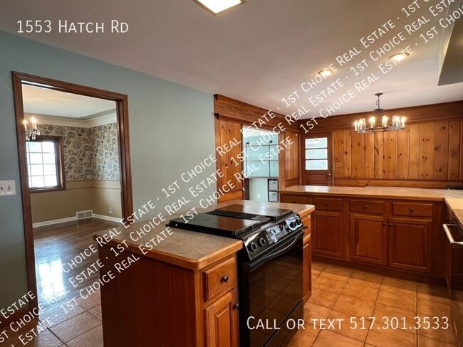 Building Photo - 1553 Hatch Rd