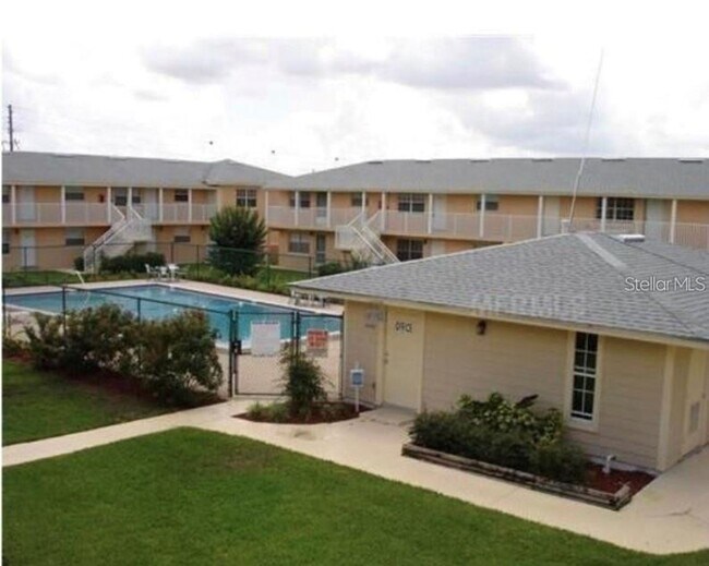 Building Photo - 1.1 New laminate flooring - looks amazing- Community Pool and Laundry facility