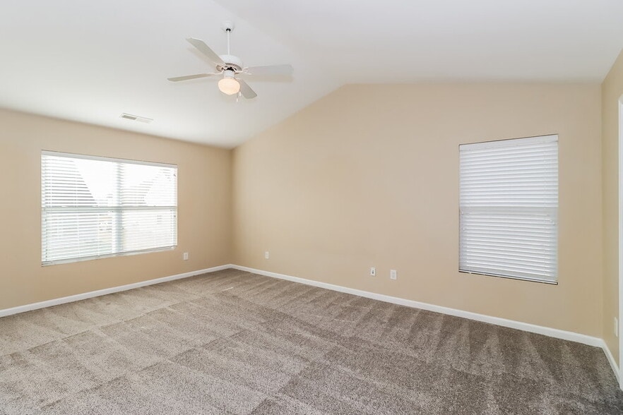 Building Photo - 1019 Yellow Bee Rd