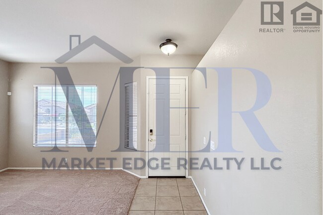 Building Photo - 3Bed/2Bath Home w/3 Car Gar at 59th Ave/Un...
