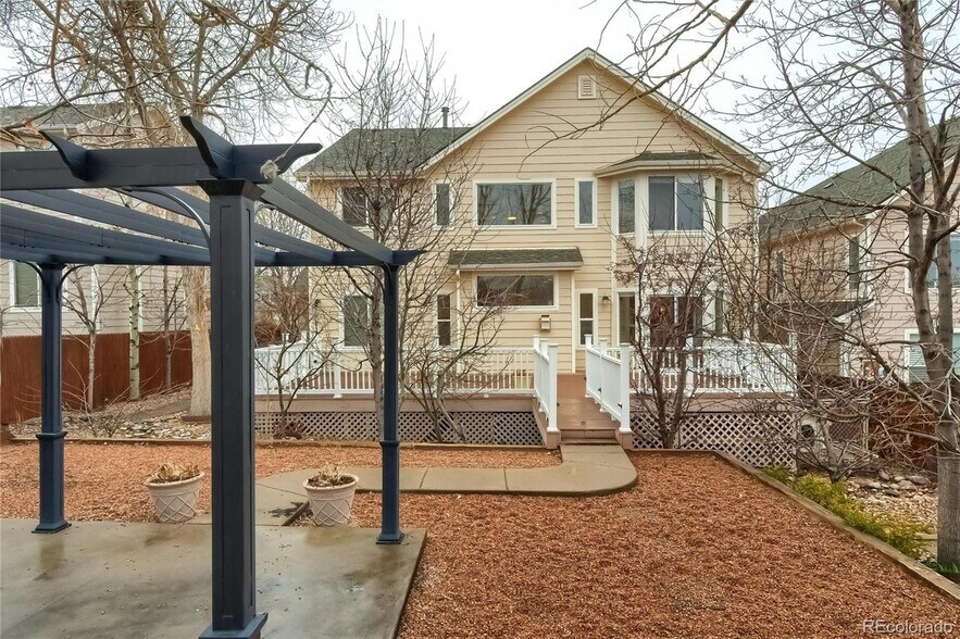 Building Photo - 5944 S Ukraine St