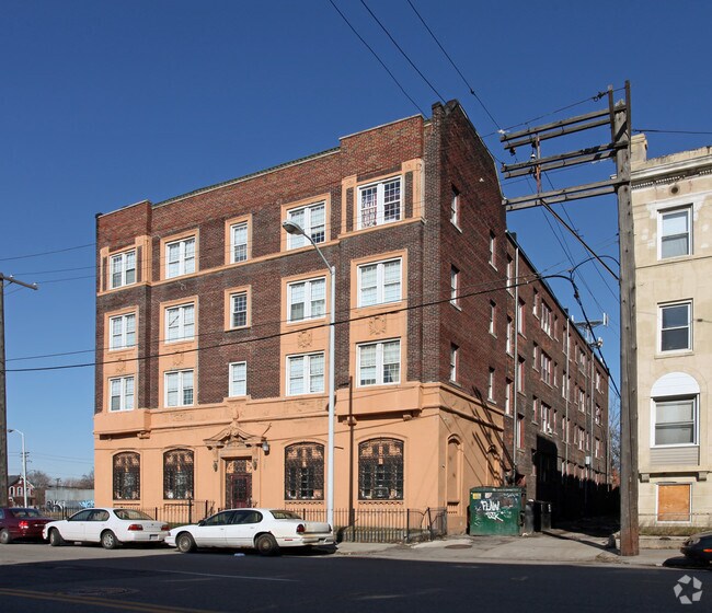 Selden Manor 686 Selden St Detroit MI 48201 Apartment Finder