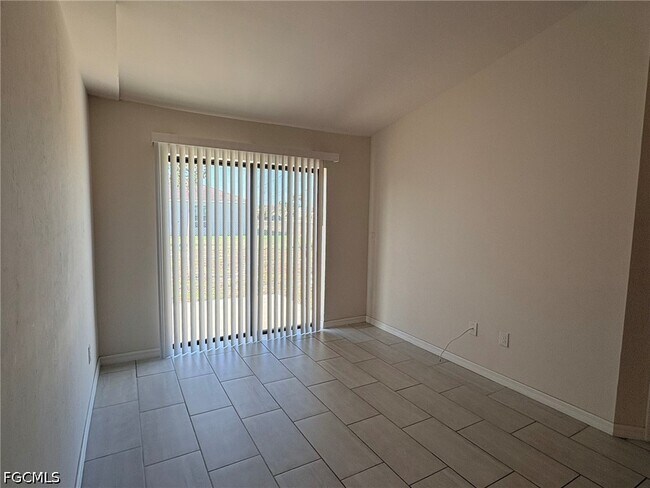 Building Photo - 828 Gleason Pkwy