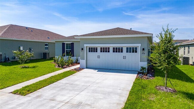 Building Photo - 7552 SW 56th Pl