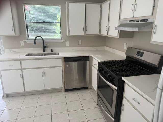 Building Photo - 2071 Walden Park Pl