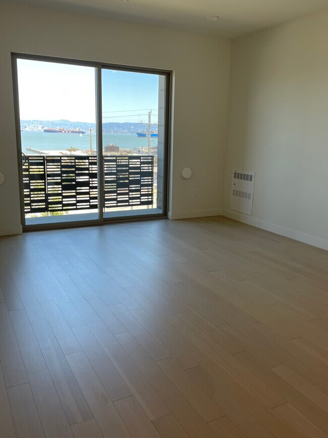 Living room - 572 Hudson Ave