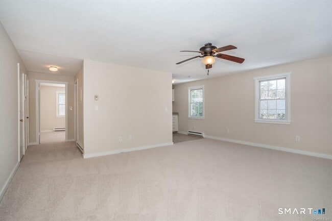 Building Photo - 239 Old Farms Rd