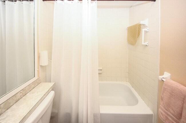 Building Photo - 11824 Bayonet Ln