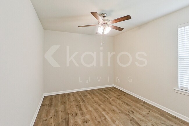 Building Photo - 112 ORTHELLO COURT