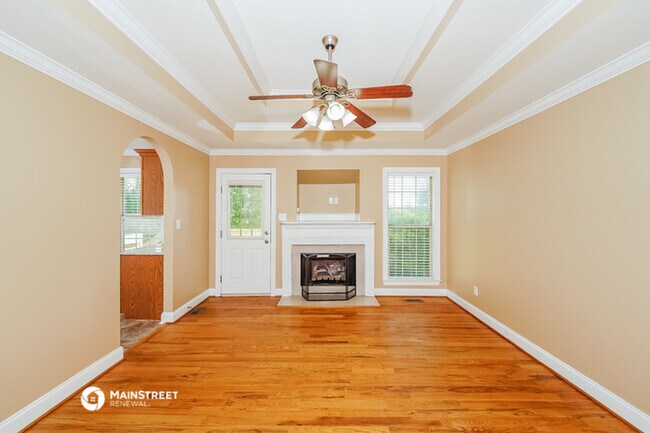 Building Photo - 680 Starlite Dr