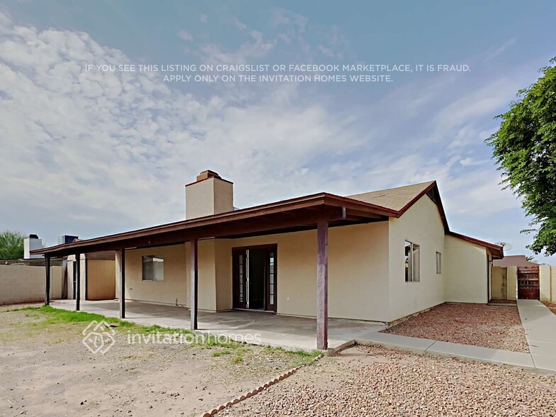 Building Photo - 6015 W Loma Ln