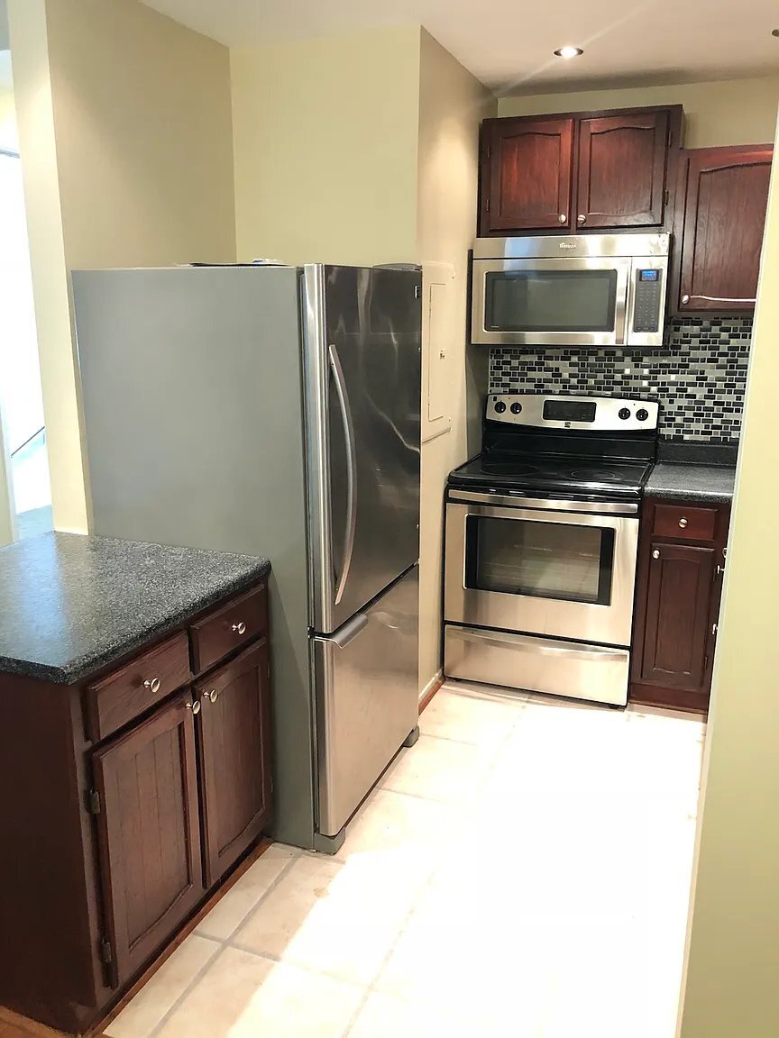 Building Photo - 13102 Wonderland Way