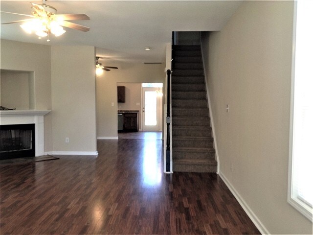 Building Photo - 12723 Walking Stick Dr