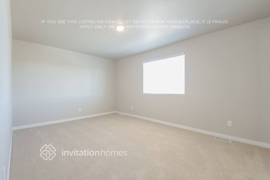 Building Photo - 7216 Dolores Ave