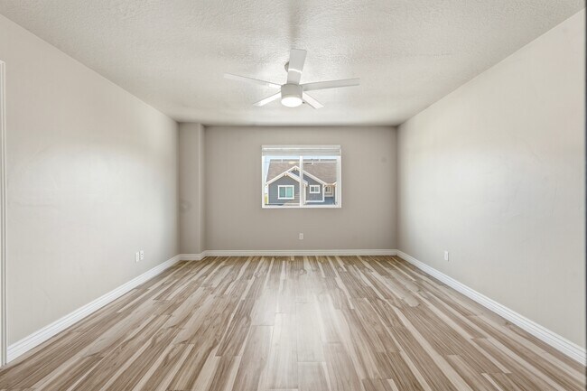 Building Photo - 1843 W 775 N
