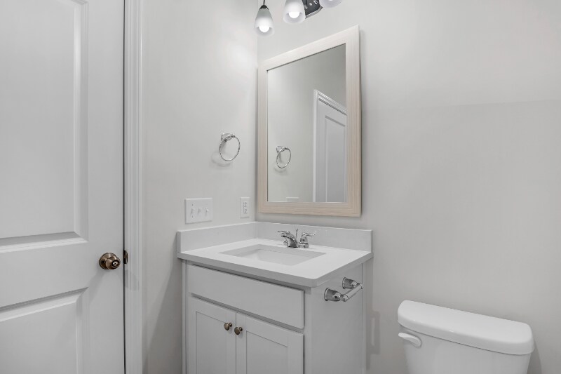 Building Photo - 340 Dendron Dr