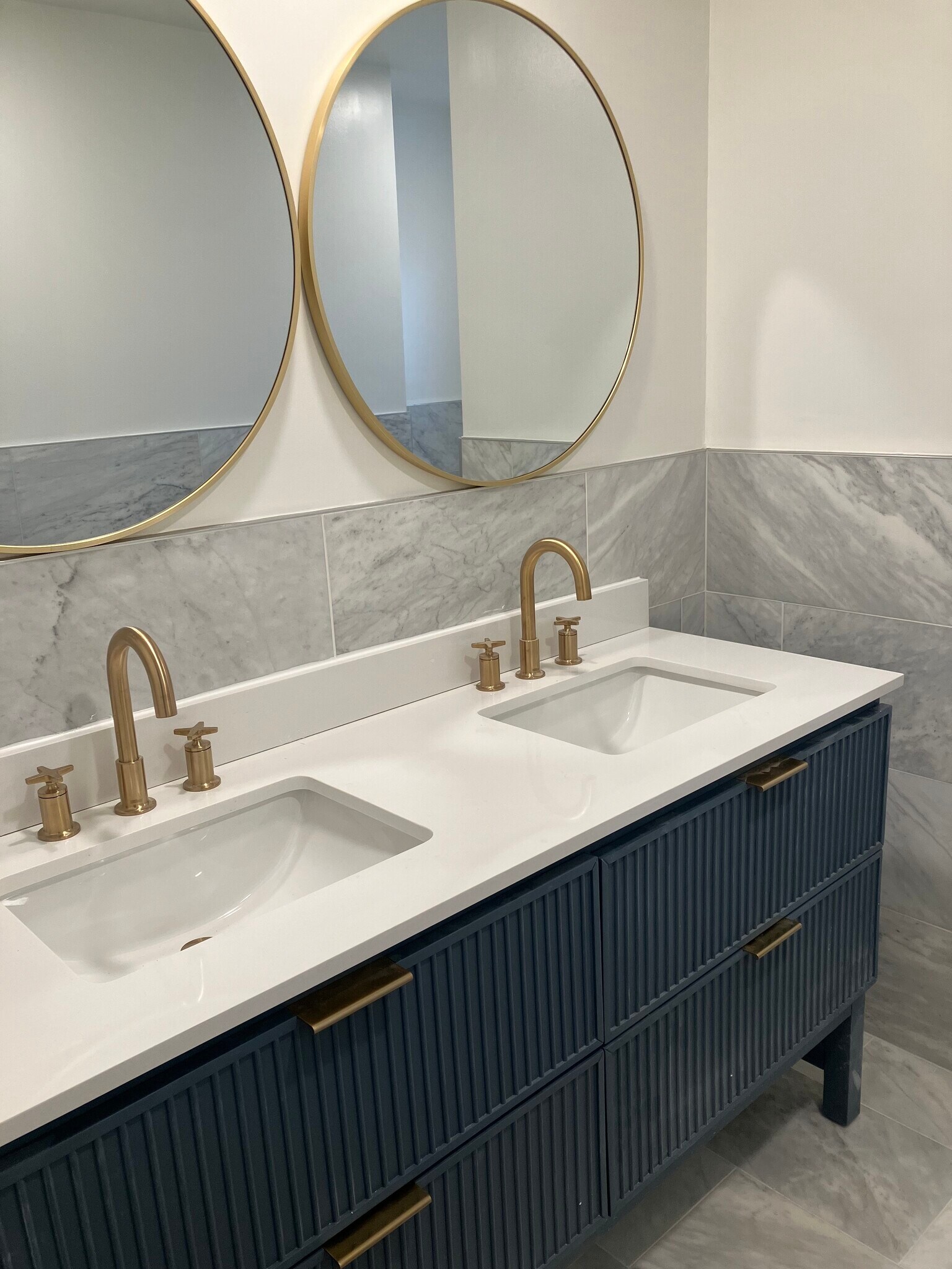 Double Vanity Newly installed - 2442 1st St