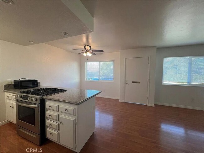 Building Photo - 1189 Santa Ynez Ave