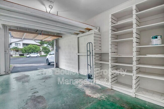 Building Photo - 95-045 Hokuiwa St