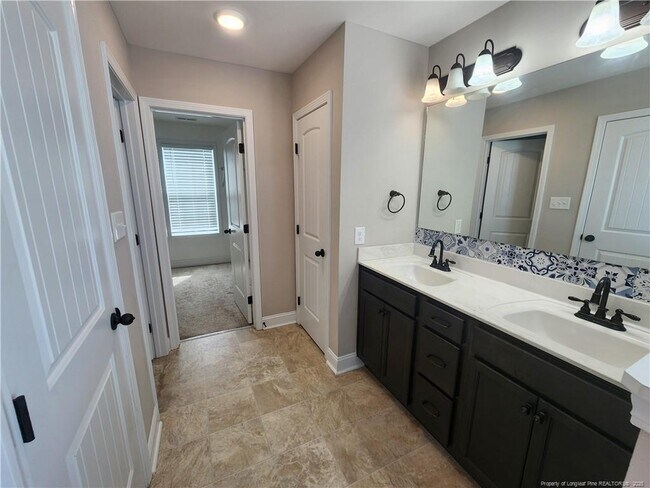 Building Photo - 3117 Hunting Lodge Rd