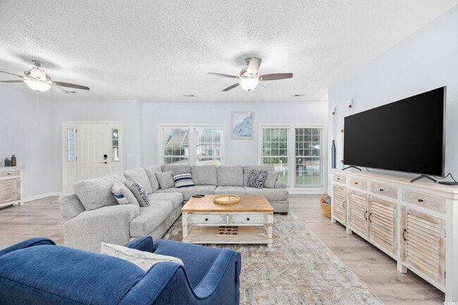 Building Photo - 9580 Maison Ct