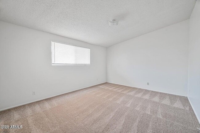 Building Photo - 441 N Williams