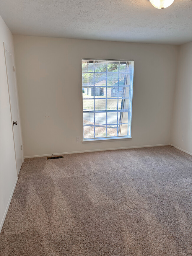 Bedroom 2 - 2116 Francis St