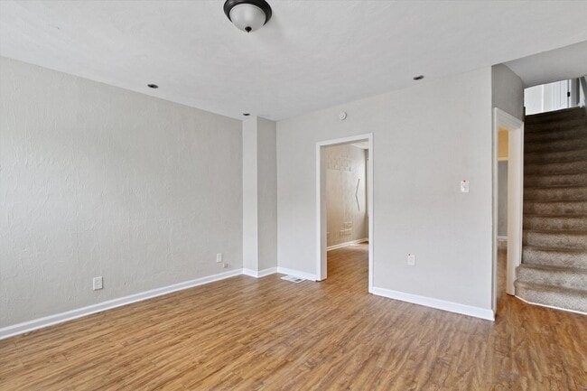 Building Photo - Coming Soon - Spacious 3 Bedroom, 1.5 Bath...