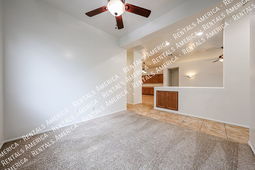 Building Photo - 6274 S View Ln