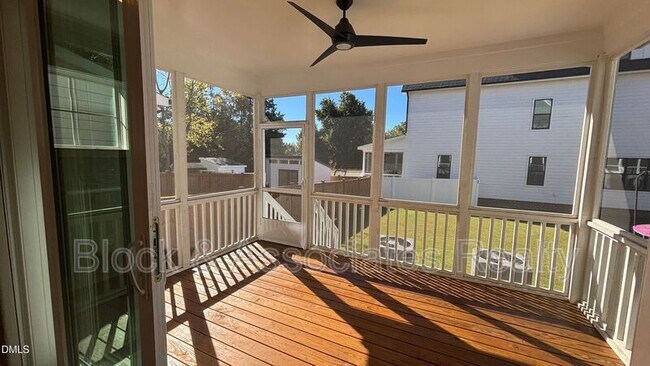 Building Photo - 200 E Moore St