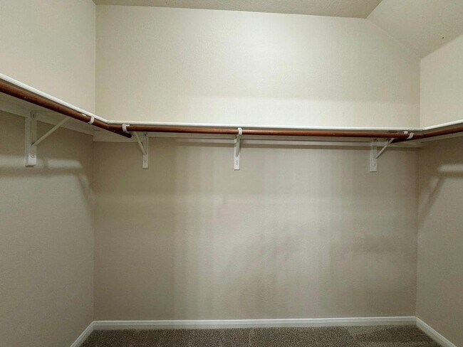 Building Photo - 1780 Stone Rim Loop