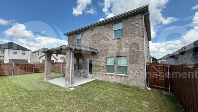 Building Photo - 529 Travine Dr