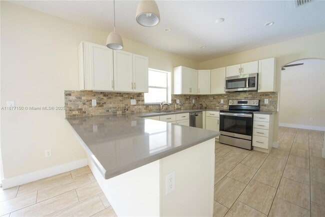 Building Photo - 18370 SW 292nd St