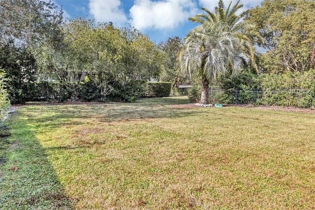 Building Photo - 1816 Cherry Ridge Dr