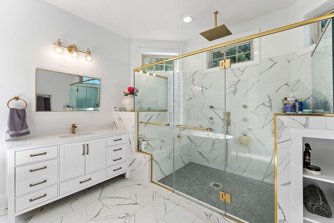 Building Photo - 828 Keith Rd