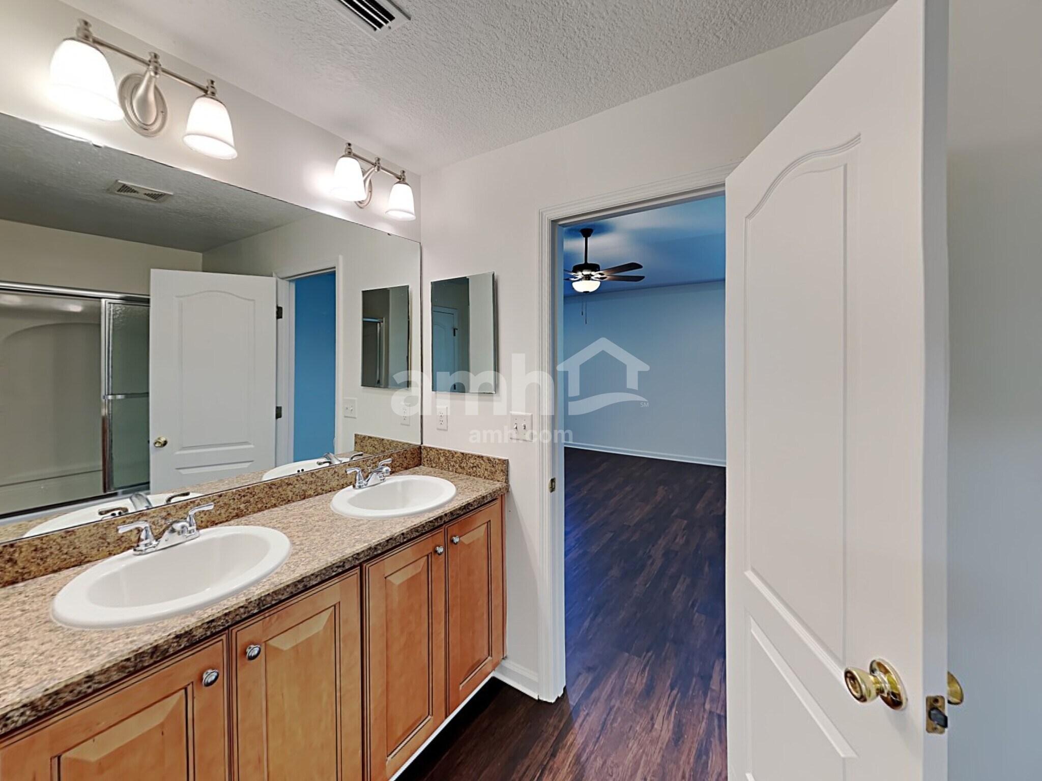 Building Photo - 1236 Nochaway Dr