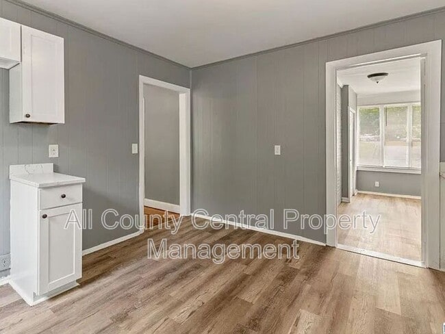 Building Photo - 1468 Pike Rd