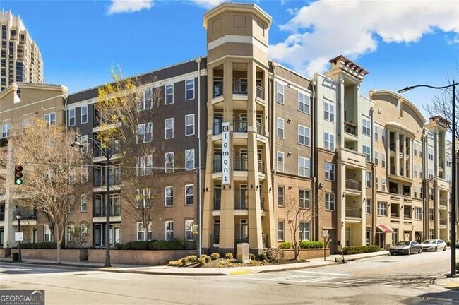 Building Photo - 390 17th St