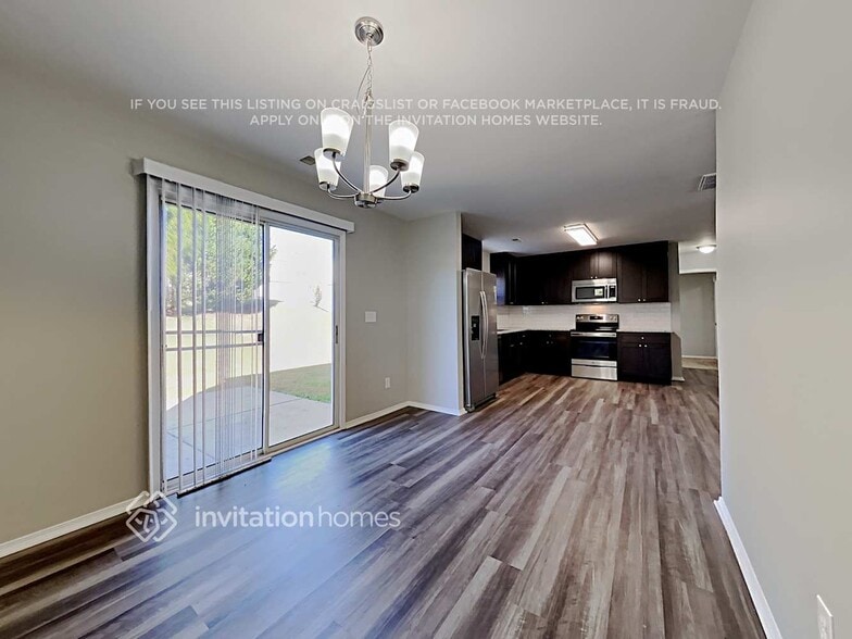 Building Photo - 8431 Redding Glen Ave