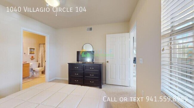 Building Photo - 1040 Villagio Cir