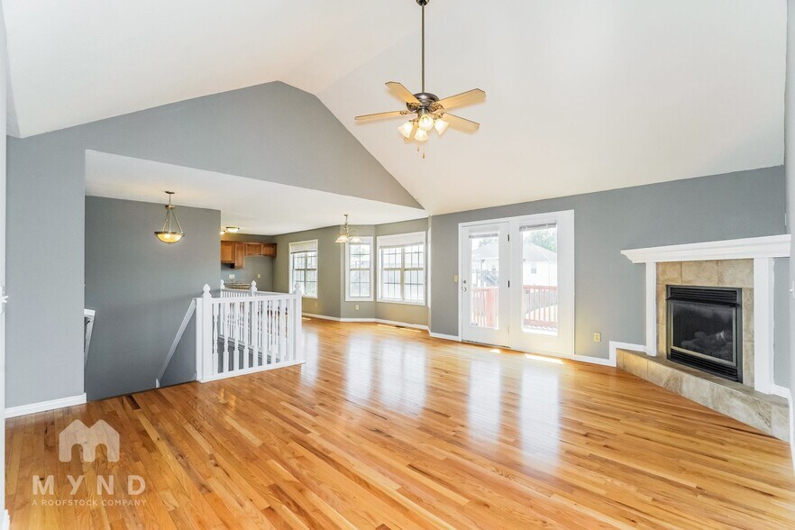 Building Photo - 4674 Oneida Dr