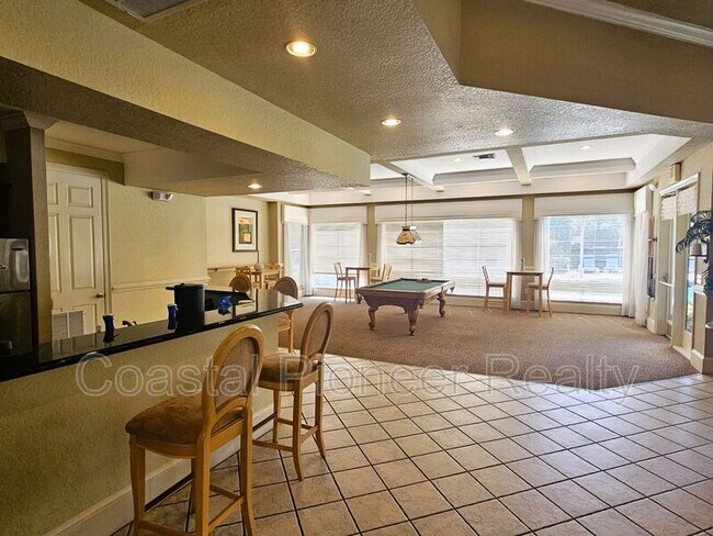 Building Photo - 17112 Carrington Park Dr