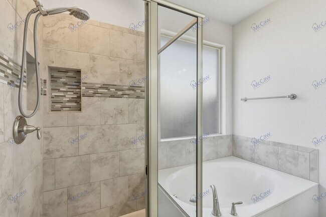 Building Photo - 1100 Scotney Ln