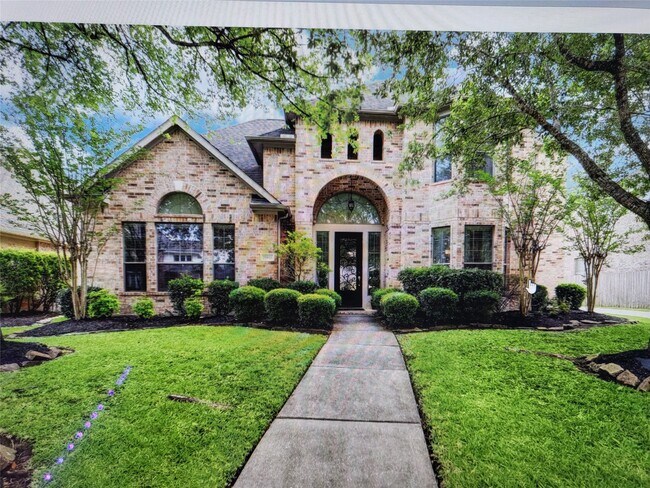 Primary Photo - 15811 Tremout Hollow Ln