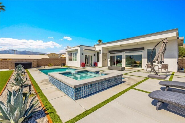 Building Photo - 11635 Upland Way