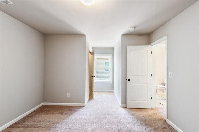 Building Photo - 6135 Formosa Ln