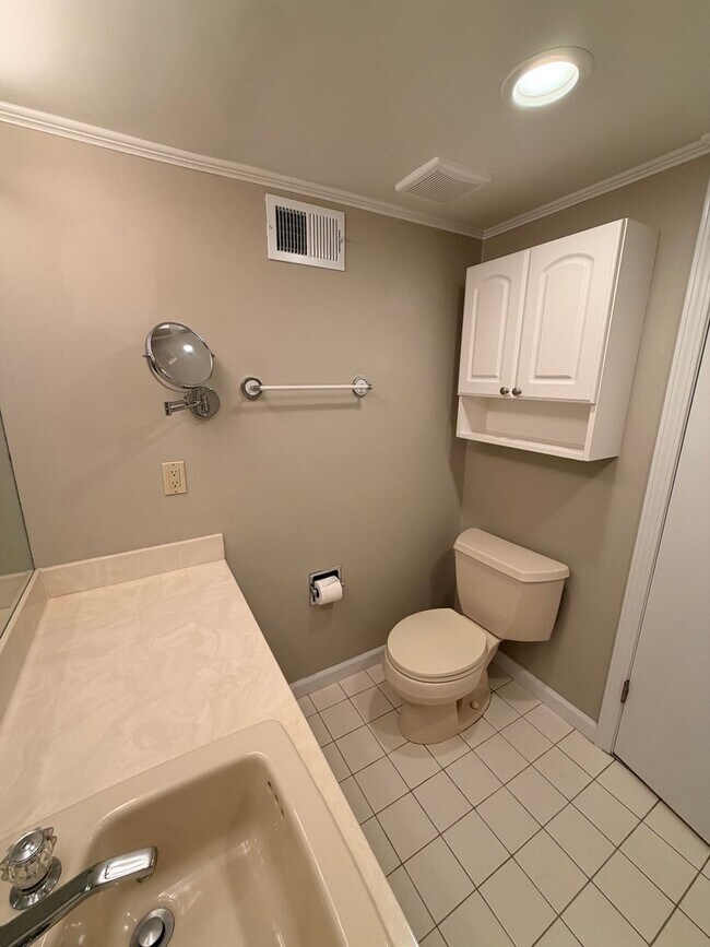 Building Photo - Beautiful Ranch Home in East Cobb's Indian Hills Subdivision!