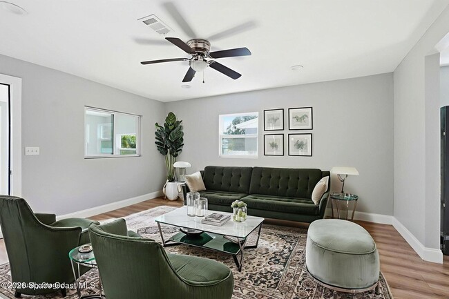 Building Photo - 1610 Craig Ave