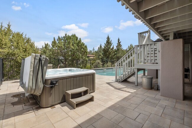 Building Photo - Furnished, 1-Year Long-Term Rental