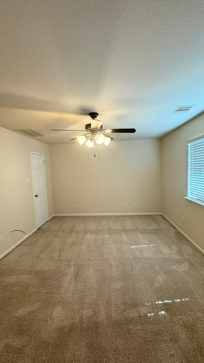 Building Photo - 1747 Nichole Woods Dr